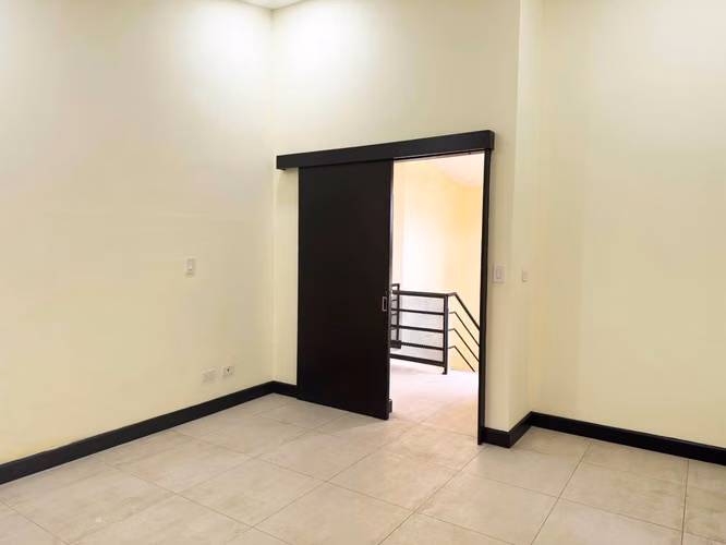  VENTA DE CASA EN VÁZQUEZ DE CORONADO