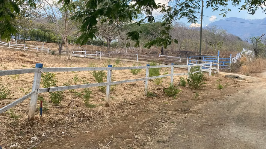 Lotes de 300 m² en Santa Rosa – Excelente ubicación cerca de Tamarindo