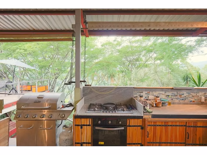 Venta Casa independiente Ciudad Colón