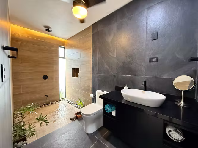 Elegante Casa con Piscina Privada en Residencial Mediterráneo, Playas del Coco - Imagen 9