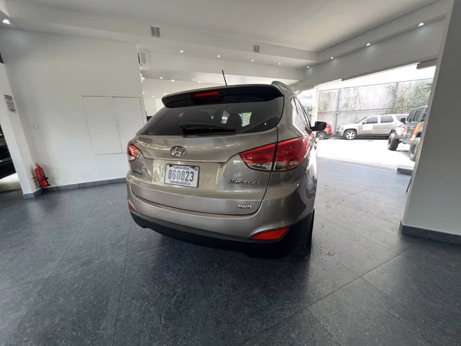 2011 Hyundai Tucson 4x4