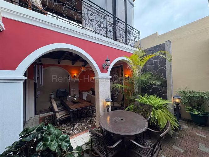 Casa en VENTA HEREDIA en Condominio Premium con Patio, Terrazas y Excelente Ubicación San Francisco - Imagen 14