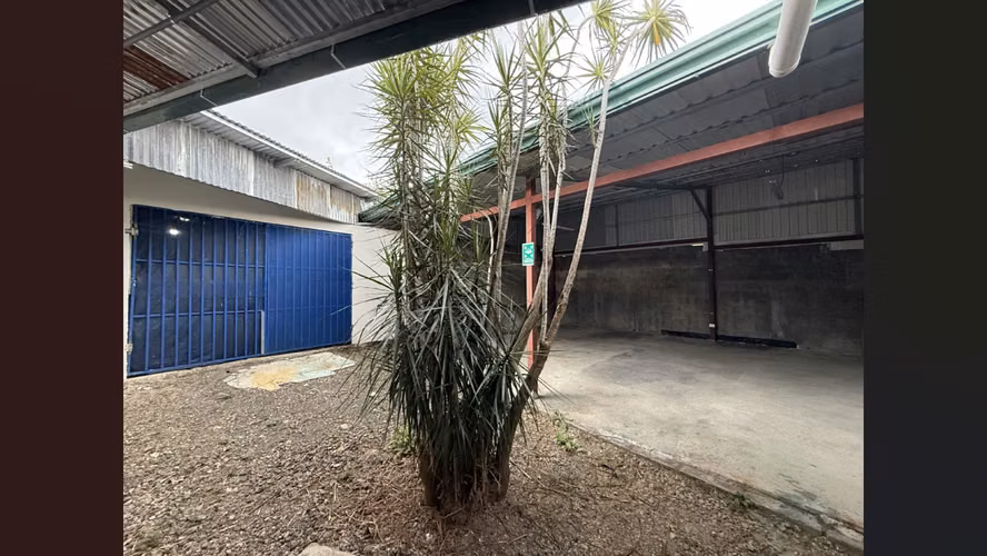 G.A. Se Vende Amplio Local Comercial, Heredia. - Imagen 12