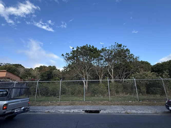 G.A. Venta de Terreno en San Rafael de Heredia.
