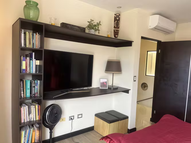 Vendo apartamento en San Francisco, es muy amplio en condominio, cerca Fresh Market