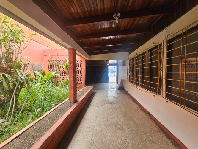 SOLD SOLD SOLD  -   ROHRMOSER EN VIA PRINCIPAL A PAVAS COMERCIAL! - Imagen 2