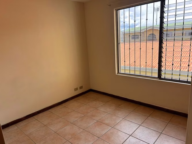 3172 Hacienda Guayabos, Precioso Apartamento - Imagen 2