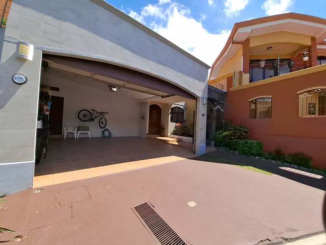 Venta de casa en Residencial Omega, La Unión de Tres Ríos - Imagen 2