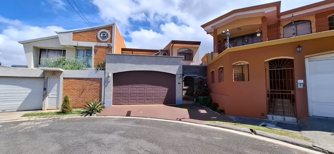 Venta de casa en Residencial Omega, La Unión de Tres Ríos