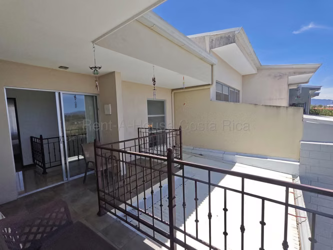 VENTA de Casa en Condominio en San Vicente de Moravia con Patio Privado y Excelente Ubicación - Imagen 15