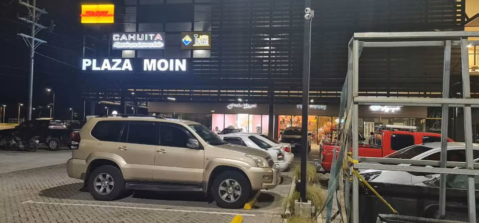 LOCALES COMERCIALES | Plaza Moín – Limón Centro