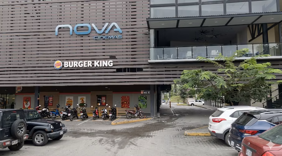 LOCALES COMERCIALES | Plaza Moín – Limón Centro