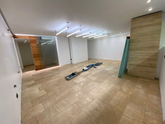 VENTA de Propiedad Comercial Esquinero en Los Yoses – Alta Exposición y Ubicación Premium - Imagen 7