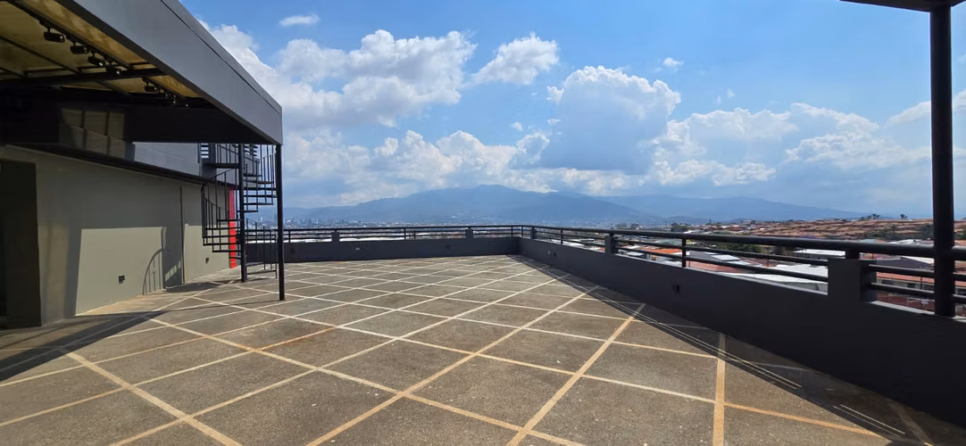 Alquiler Edificio  Corporativo 946m² - Estratégico Heredia