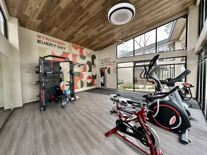 LOTE EN VENTA EN CONDOMINIO CON 406 MTS EN SANTA ANA - Imagen 7