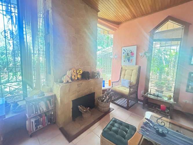 VENTA DE CASA EN SAN ISIDRO DE HEREDIA, USO DE SUELO MIXTO - Imagen 9