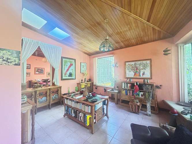 VENTA DE CASA EN SAN ISIDRO DE HEREDIA, USO DE SUELO MIXTO - Imagen 8