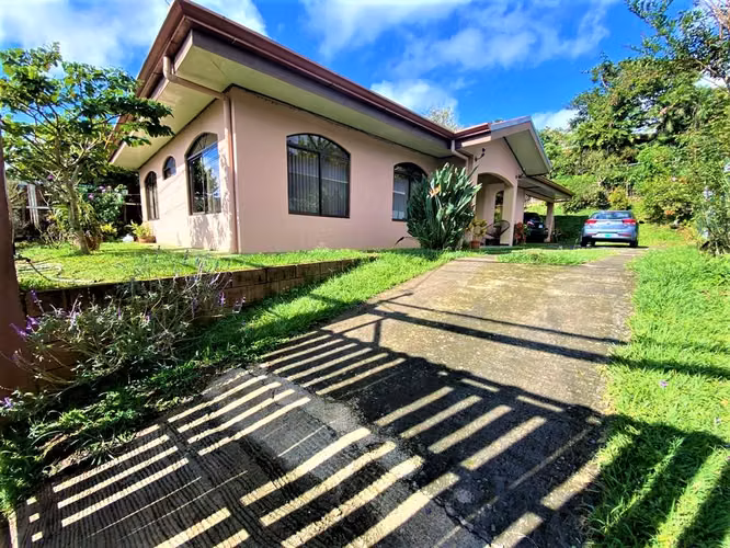ONE FLOOR HOUSE IN PALMS - SPACIOUS SPACES AND EXCELLENT LOCATION (CC 1284)