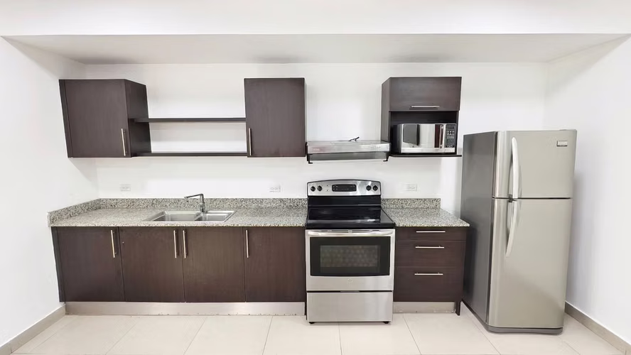 SE ALQUILA APARTAMENTO DE 2 HABITACIONES EN LA SABANA - Imagen 4