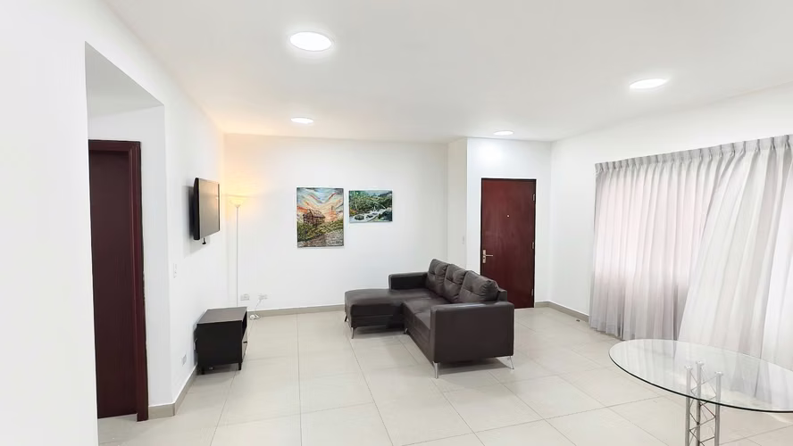 SE ALQUILA APARTAMENTO DE 2 HABITACIONES EN LA SABANA - Imagen 7