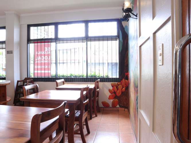 ALQUILER DE LOCAL PARA CAFETERIA EN LA SABANA
