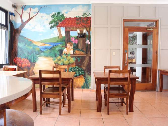 ALQUILER DE LOCAL PARA CAFETERIA EN LA SABANA