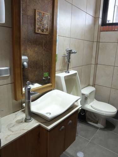ALQUILER DE LOCAL PARA CAFETERIA EN LA SABANA