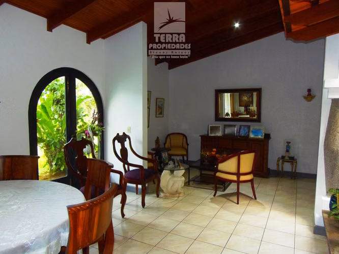 PROPIEDAD SAN JOAQUIN HEREDIA IDEAL PARA CLINICA OFICINA RESTAURANTE ZSP28