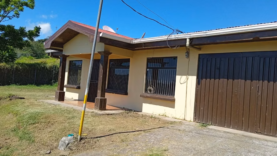 Venta de casa en Naranjo - Imagen 2