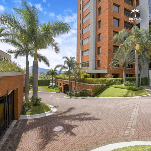 Apartamento Ejecutivo de Lujo en Jaboncillos, Escazú - Imagen 18