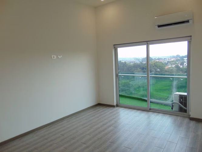 Se vende Penthouse en Rohrmoser, Pavas