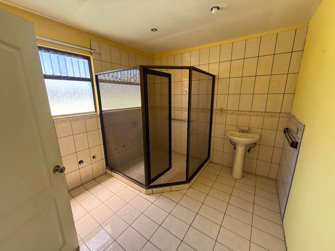 Venta casa 3 hab en Santo Domingo de Heredia