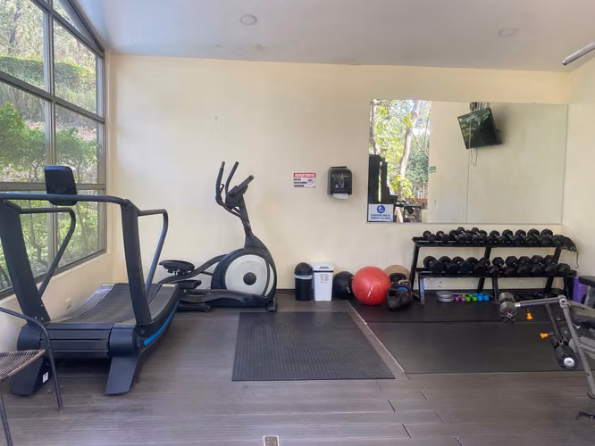 Se alquila apartamento en condominio San Nicolás de Bari, Santa Ana - Imagen 15