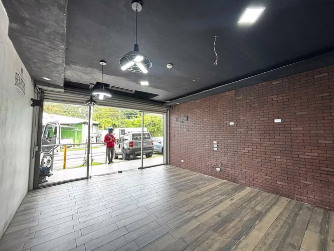 Local comercial Zapote 41m2 plaza comercial con seguridad