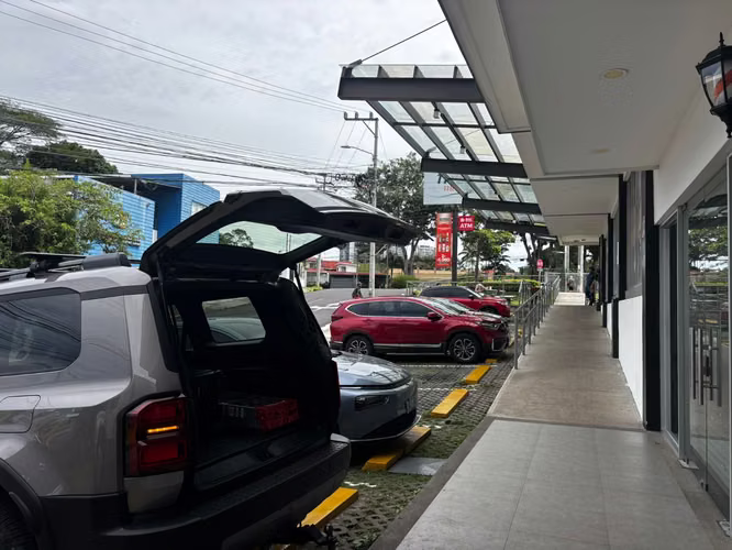 Local comercial Zapote 41m2 plaza comercial con seguridad - Imagen 12