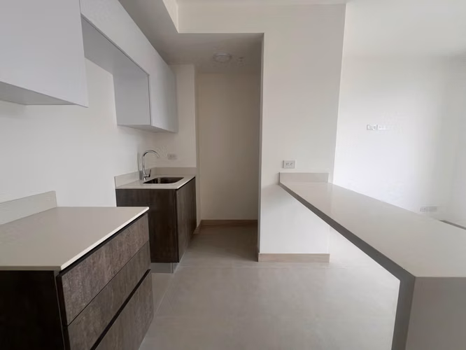Se vende apartamento nuevo en Sky House, Paso Ancho, San José - Imagen 3