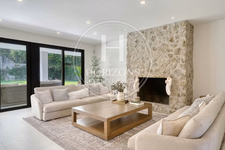 Luxury Home for Sale Condominio El Herrán | 5 Bed Transitional NJA1375IJ
