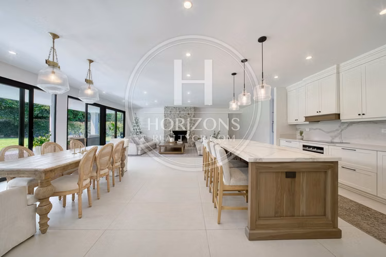 Luxury Home for Sale Condominio El Herrán | 5 Bed Transitional NJA1375IJ