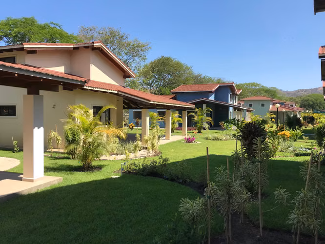 VILLA GIRASOLE EN ALQUILER PLAYA POTRERO