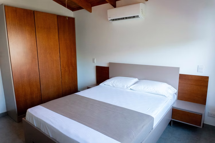 VILLA GIRASOLE EN ALQUILER PLAYA POTRERO