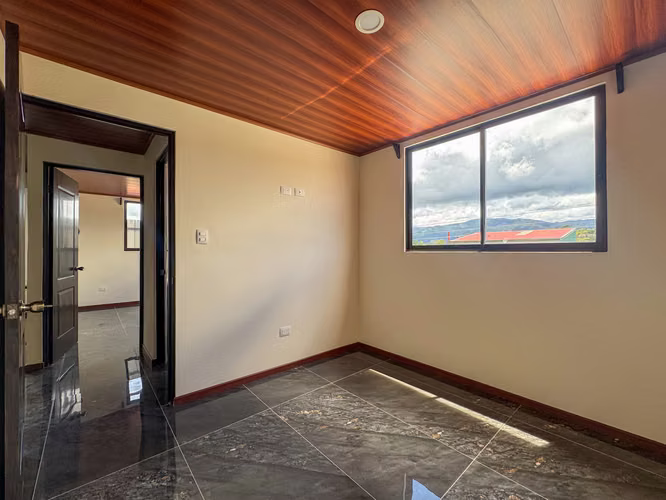 Oportunidad de Inversion Edificio de Apartamentos en Paraiso de Cartago Se Vende  JLBR