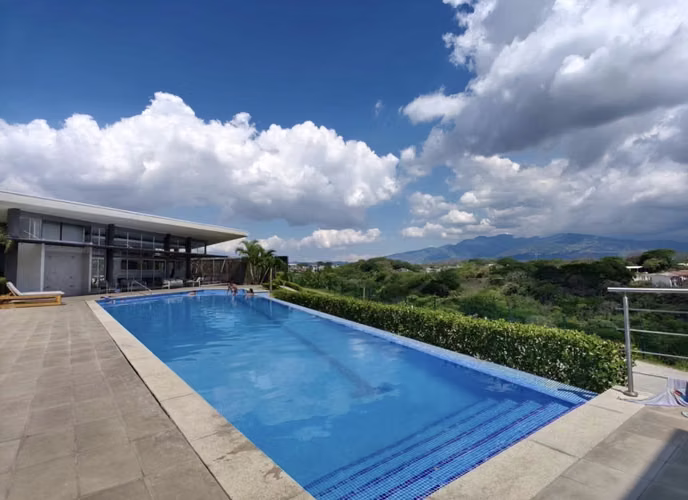 Venta Moderna Casa con Patio en Ciruelas Alajuela Condominio Akari - Imagen 12