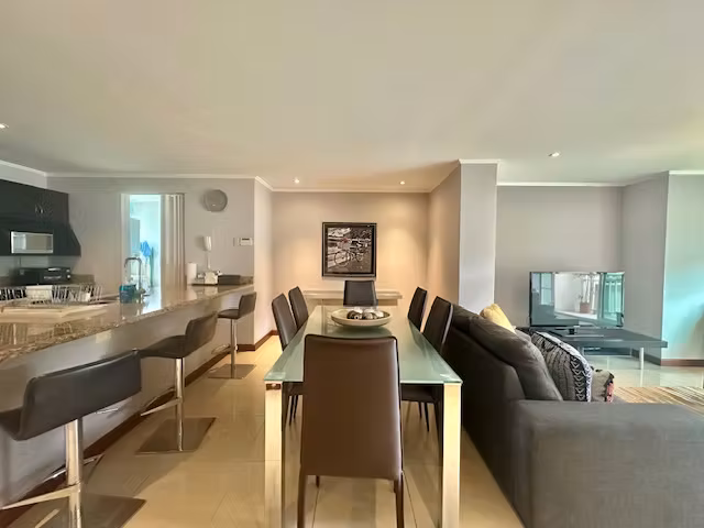 Alquiler de Apartamento Amueblado  en Escazú - Imagen 5