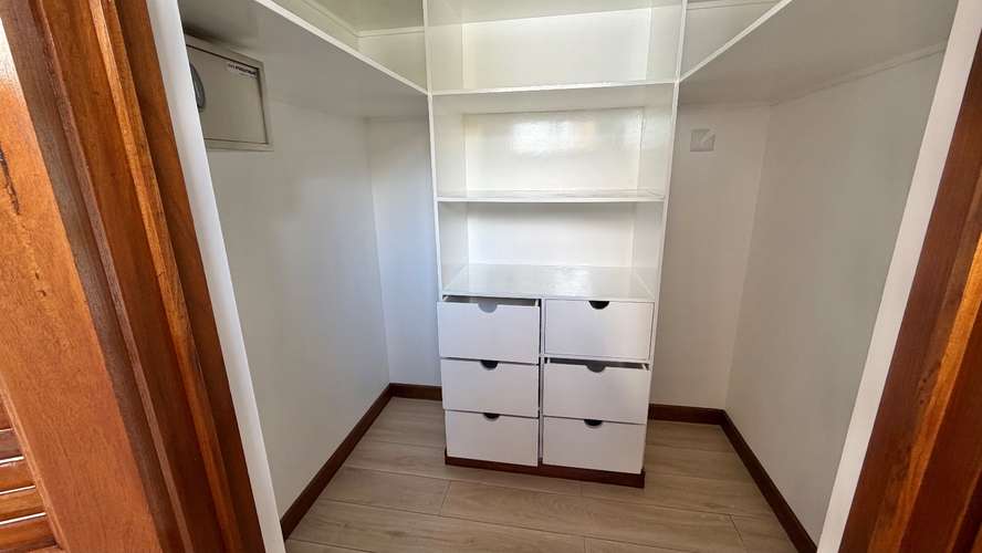 SE ALQUILA EN SEGUNDO PISO APARTAMENTO EN POPS CURRIDABAT