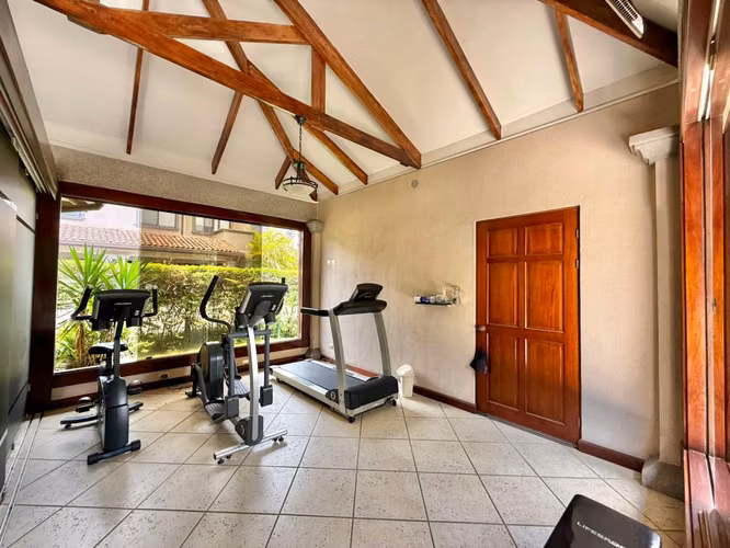 Venta Casa en Condominio en San Rafael, Escazú - Imagen 18