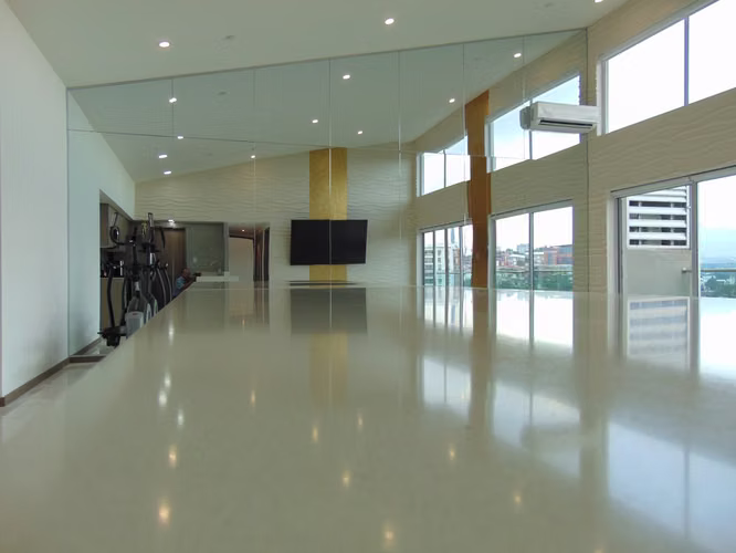 Se alquila Penthouse en Condominio Paradisus, Rohrmoser - Imagen 4