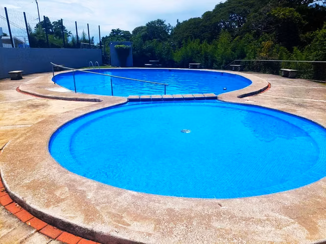 VENTA Casa de 1 Nivel en Condominio San Antonio de Alajuela | Seguridad y Piscina
