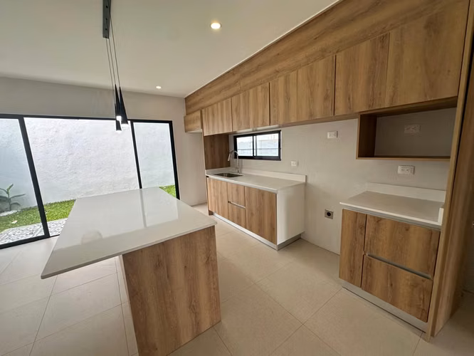Venta de Casa Nueva para Estrenar en el Prestigioso Condominio Lusso Santa Ana - Imagen 19