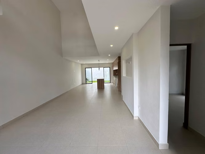 Venta de Casa Nueva para Estrenar en el Prestigioso Condominio Lusso Santa Ana - Imagen 13
