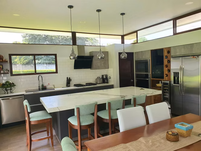 Casa de Lujo en Venta en Condominio Exclusivo – La Garita, Alajuela - Imagen 3